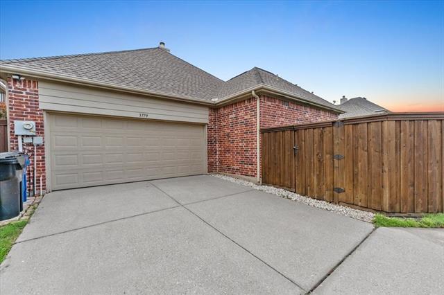 Building Photo - 3779 Navarro Way