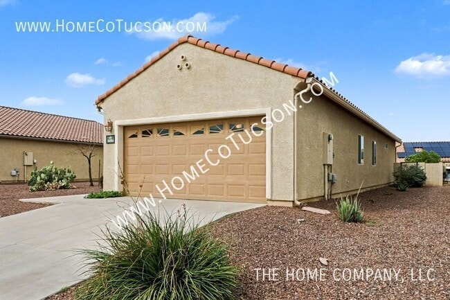 Building Photo - 34584 S Bronco Dr