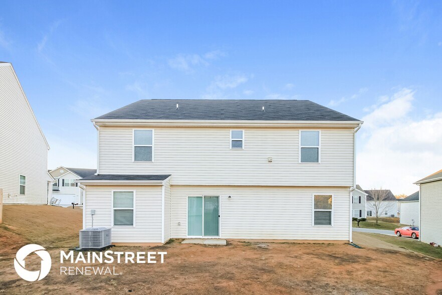 Building Photo - 4215 Kendall Farms Way