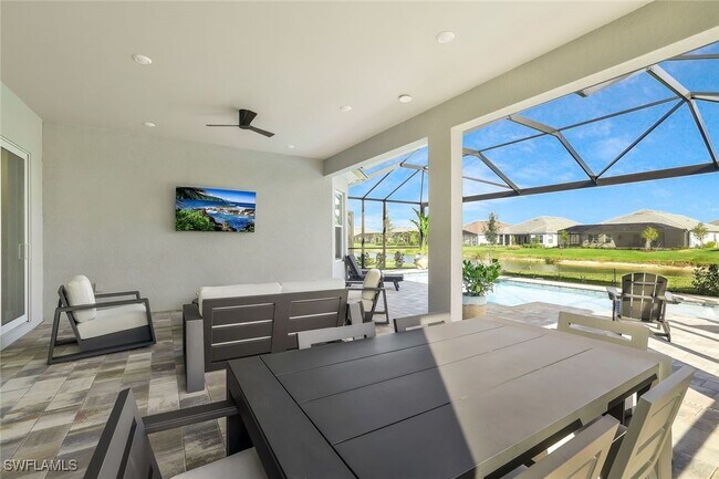 Building Photo - 15804 Derna St