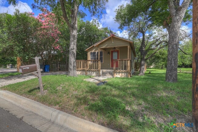 Building Photo - 1630 Katy St