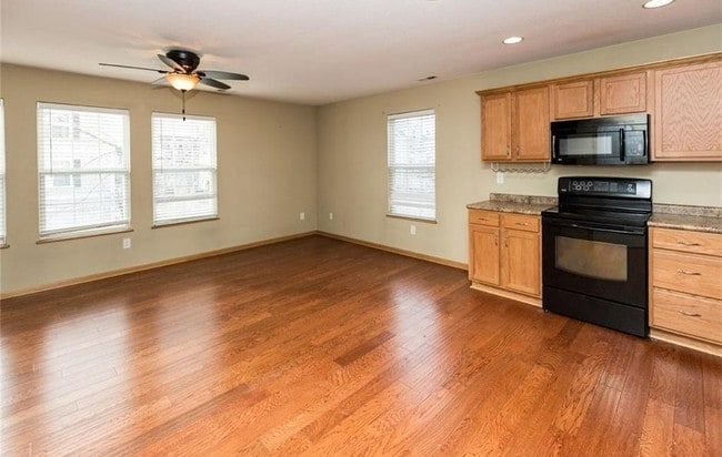 Lighted Kitchen - 3143 SW Arlan Ln
