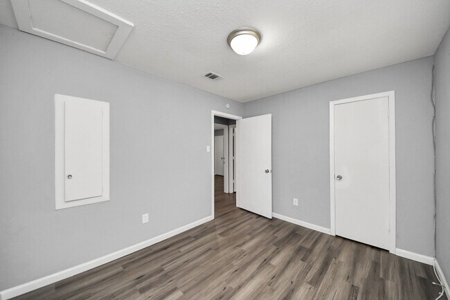 Building Photo - 11510 Lockgate Ln
