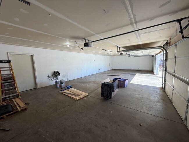 Building Photo - 1203 Euclid Ave