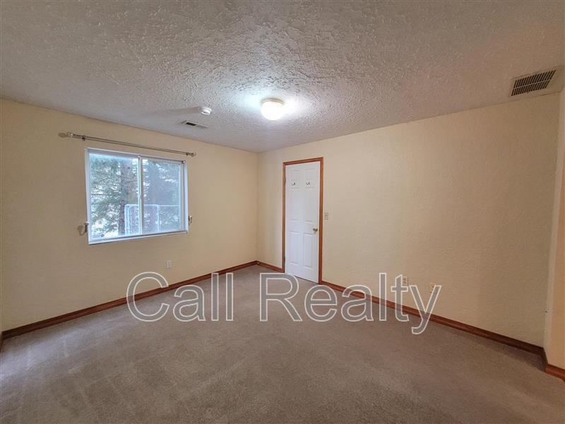 Building Photo - 4720 S Pender Ln