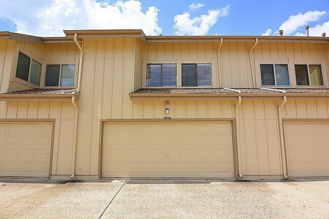 Building Photo - 3168 Windchase Blvd
