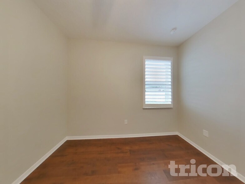 Building Photo - 1255 Merion Dr