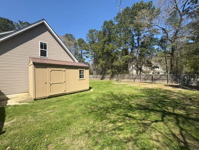 Building Photo - 1115 Westmoreland Dr