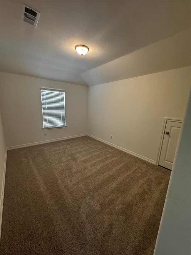 Building Photo - 23642 Red Rowan Ln
