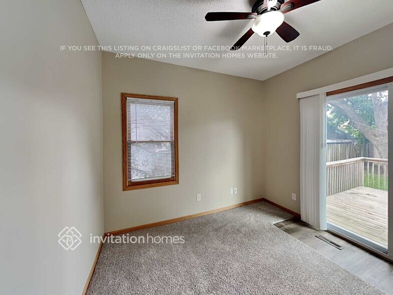 Building Photo - 4416 1st Ave S