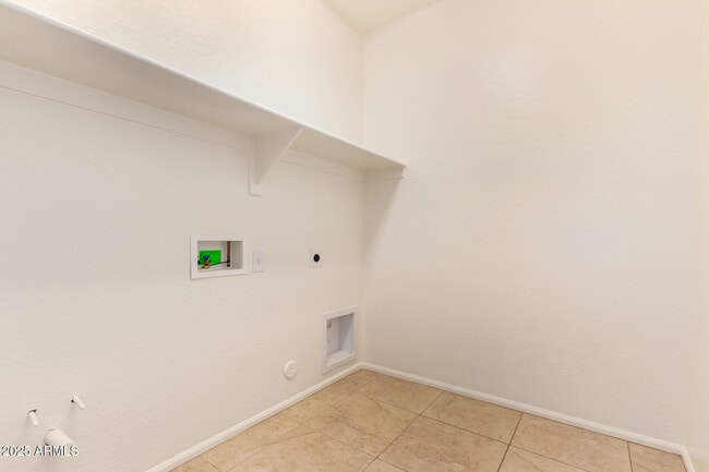 Building Photo - 9883 W Harmony Ln