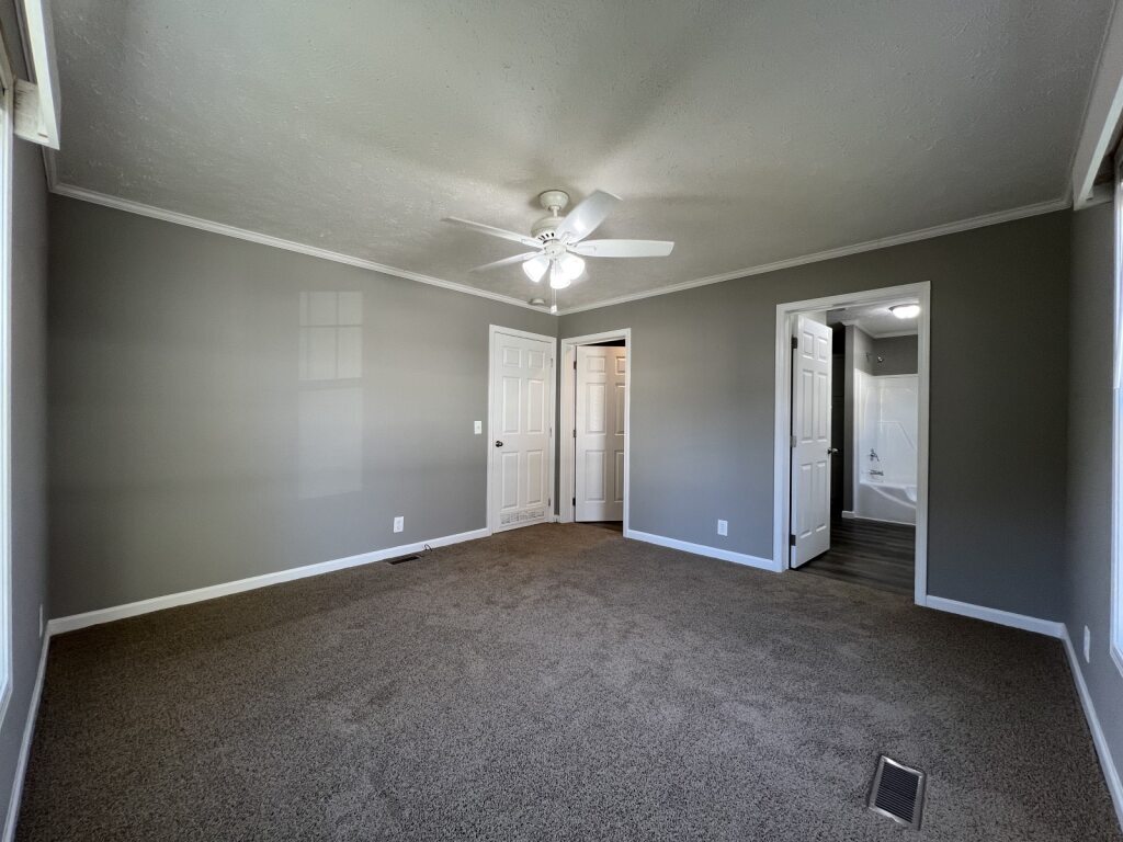 Building Photo - 158 Sugar Maple Dr