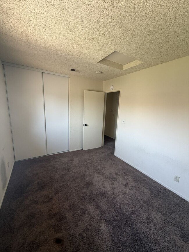 Building Photo - 3241 Triumph Ln