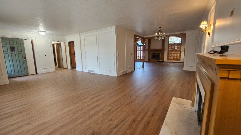 Building Photo - 728 W 800 S