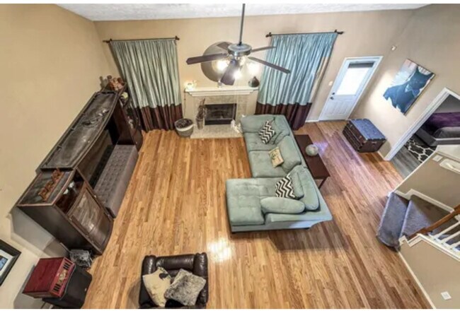 Building Photo - 8007 Blackcherry Ln