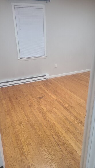 Bedroom-2 - 71 Park Ave