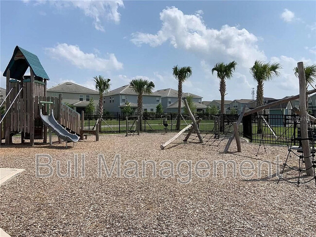 Building Photo - 11549 Rhyme Ave