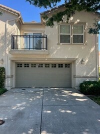 Building Photo - HAMPTON VILLAGE - 2 BR / 2 BA CONDO AVAILABLE NOW!