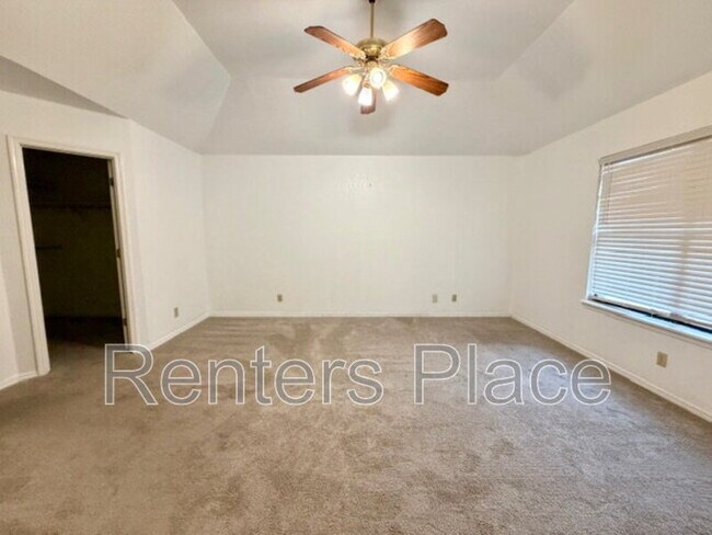 Building Photo - 11121 S 106th E Ave