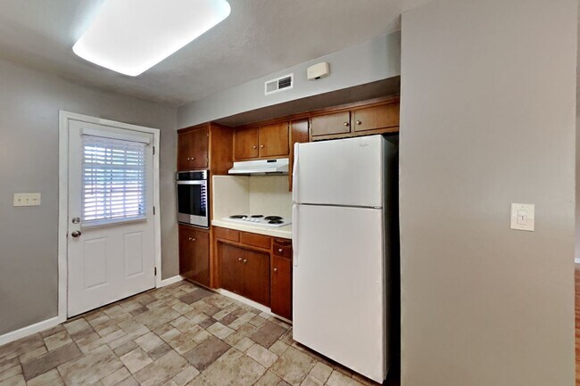 Building Photo - 10251029wo