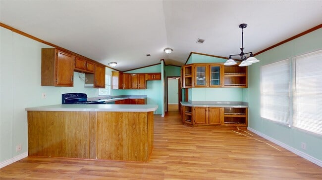 Building Photo - 435 16th St