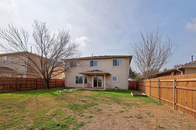 Building Photo - 6212 Speyside Dr