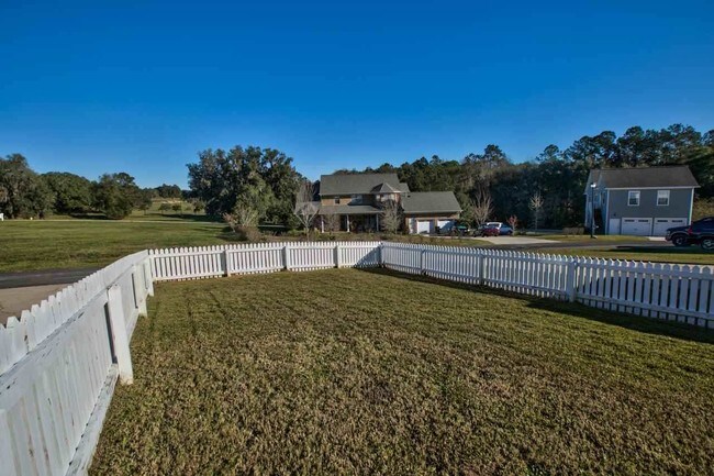 Building Photo - 2106 Merrifield Ln