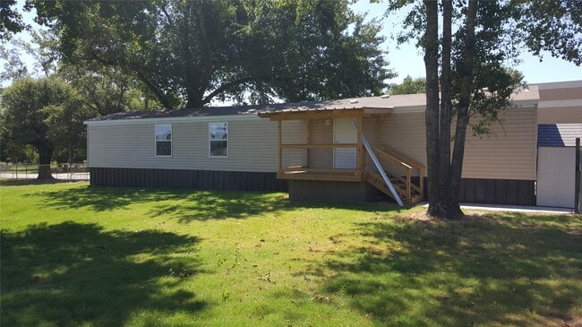 Building Photo - 808 Martin Luther King Blvd