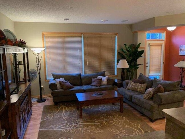 Building Photo - 11775 Vermillion St NE