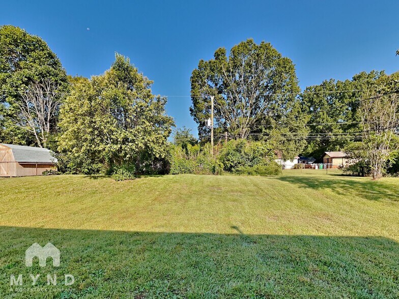 Building Photo - 3621 Firestone Dr