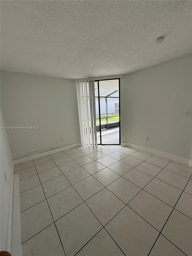 Building Photo - 8215 SW 152nd Ave