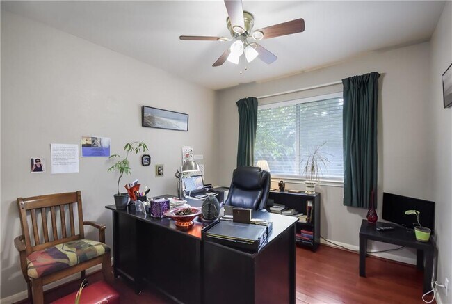 Building Photo - 1252 Lacey Oak Loop