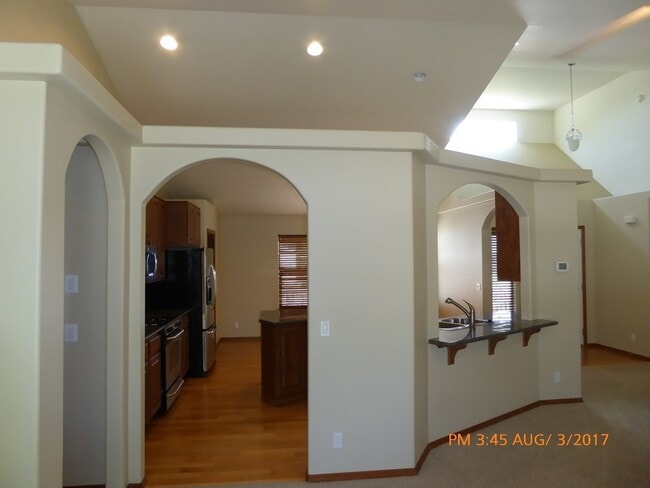 Building Photo - Beautiful 6 Bed/3 Bath House in Hayden, ID!
