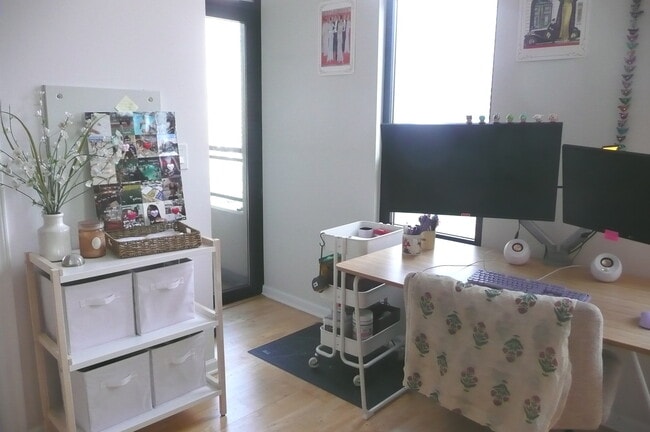 Building Photo - 1255 S State St