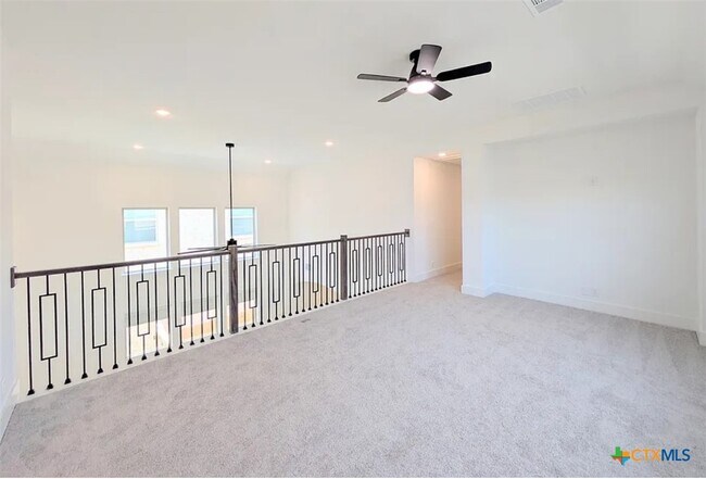 Building Photo - 1005 Easy Gruene