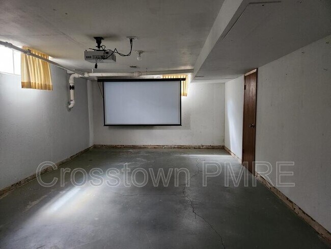 Building Photo - 1326 Fremont Ct