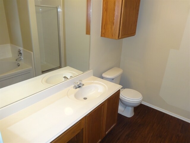 Building Photo - 522 Robinwood Dr