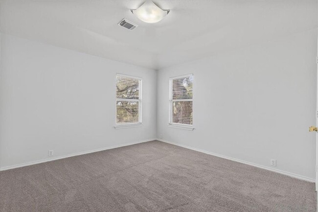 Building Photo - 11217 Jockey Bluff Dr