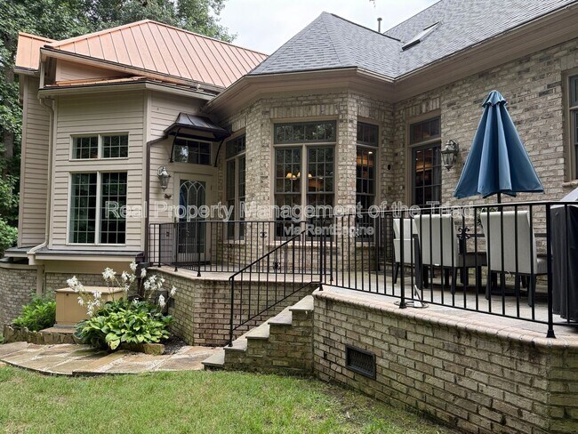 Building Photo - 10 Postbridge Ct