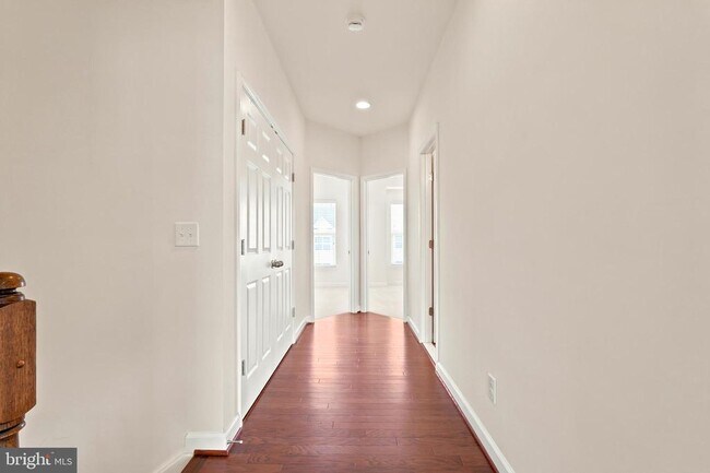 Building Photo - 42615 Beckett Terrace