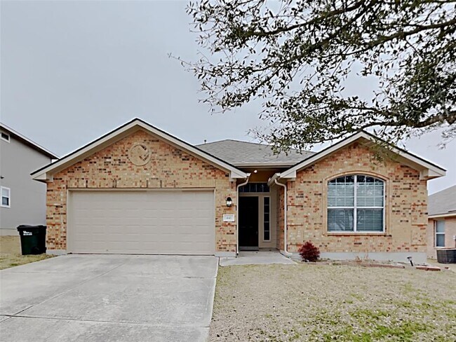 Primary Photo - 441 Goldenrod St