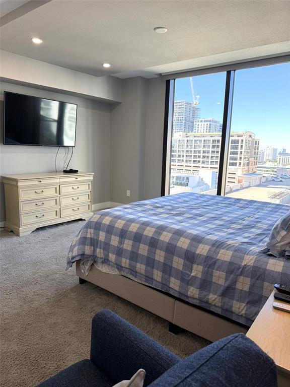 Building Photo - 1 Beach Dr SE