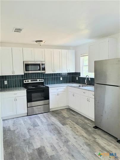 Building Photo - 605 N 11th St