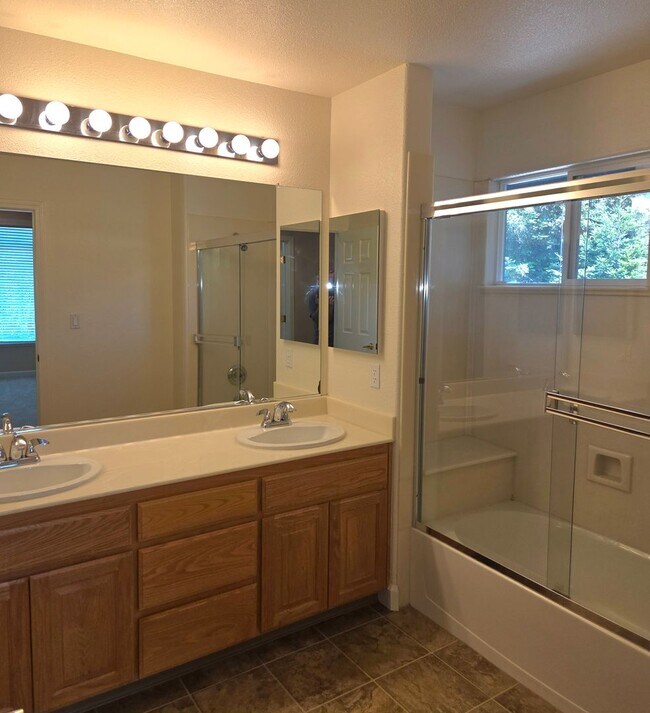Building Photo - Spacious 5-Bedroom Danville Home with Dramatic High Ceilings & Flexible Living Areas
