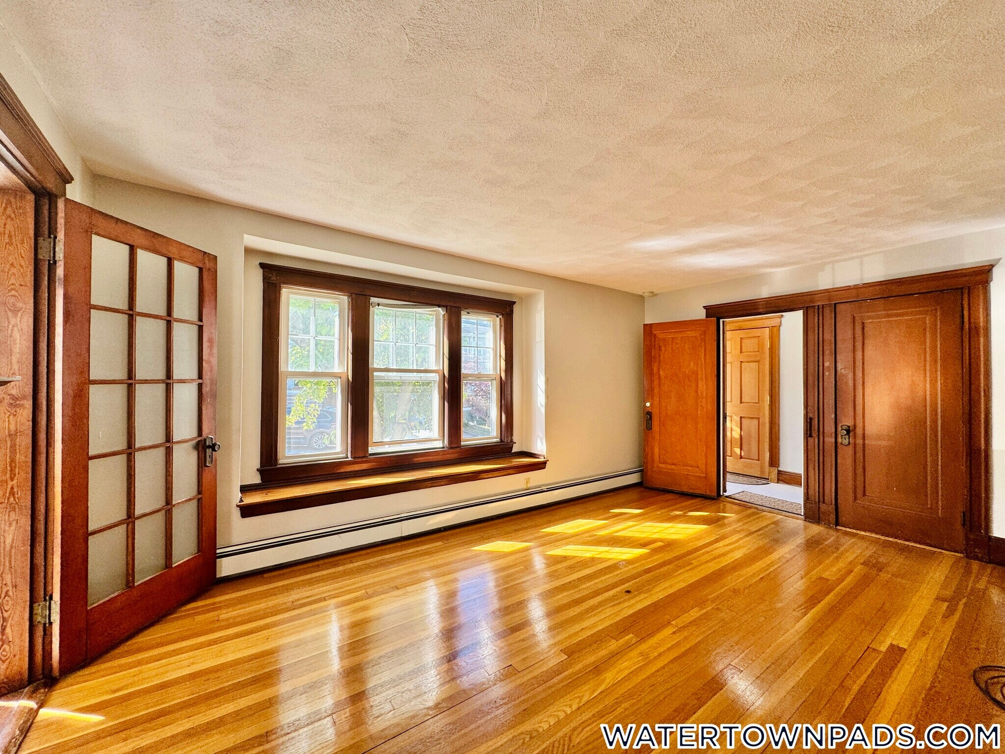 Building Photo - 137 Hillside Rd