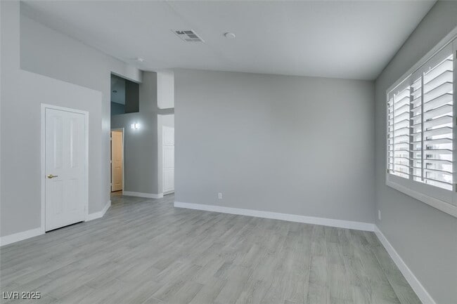 Building Photo - 2744 Summerchase Ln