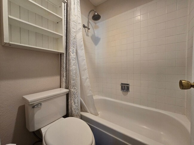 Building Photo - 506 Ridgecrest Ave