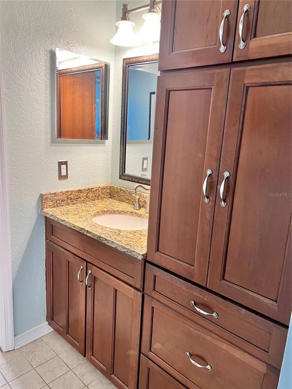 Building Photo - 6257 Cape Hatteras Way NE