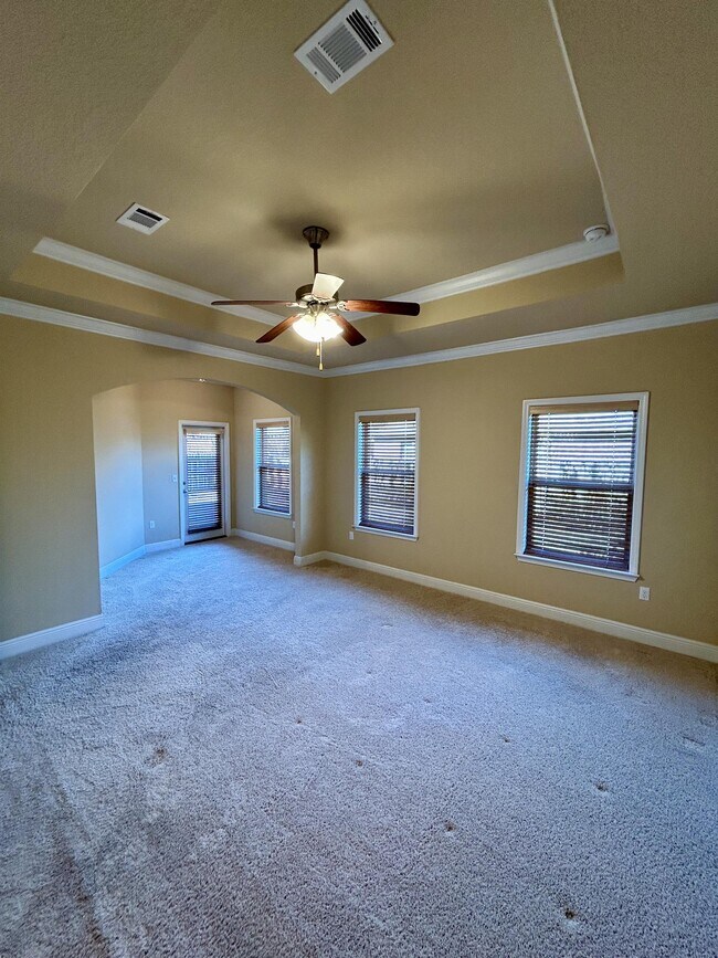 Building Photo - 80 S Knightsbridge Ct