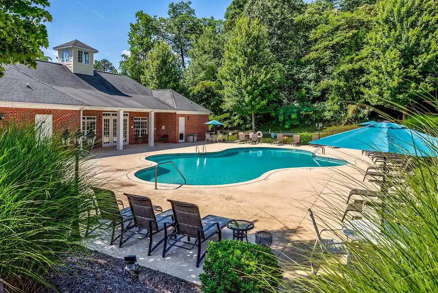 Side View of Pool - Providence Pointe